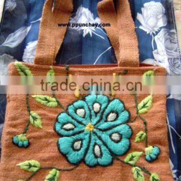 Andean Typical Wool Handbag Peru