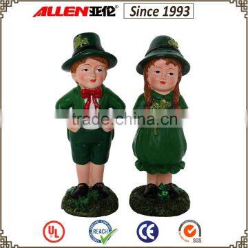 5.9" a couple of cute boy&girl resin figurines with shamrock for Irish