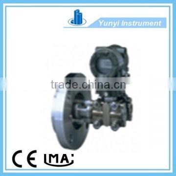 Flange installation type differential pressure transducer