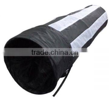 Popular black white stripe 170T polyester single tunnel pet playing Tunnels