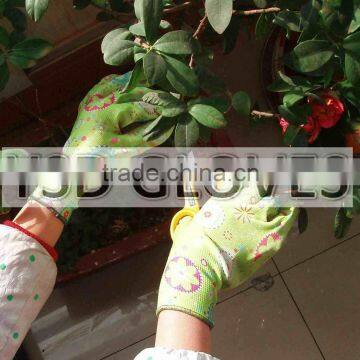 garden nitrile coated gloves