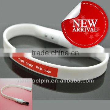 new promotional screen touch stylus pen bracelet with stylus for mobile phone