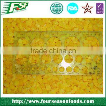 Frozen yellow peach dices