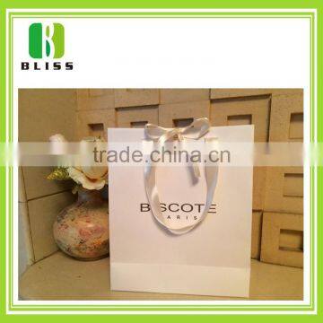 Custom printing for clothing store design paper bag