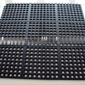 rubber hole mats