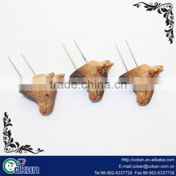 New Style Squirrel and Deer Corn Holder/BBQ Corn Fork/Corn Skewer