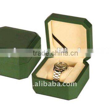 darker green screen logo wooden watch packaging box