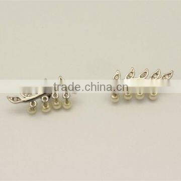 latest design of pearl earrings leaf shape earrings