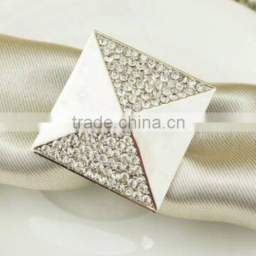 fashionable square shape crystal metal alloy napkin rings for wedding