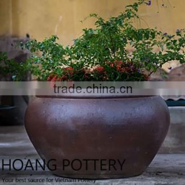 Black Clay Ceramic Glazed Flower Pots / Planter Outdoor