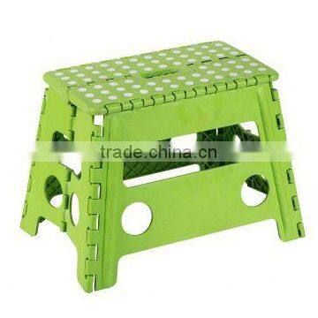 Good Quality Nice Looking Anti-Slip Plastic Folding Step Stool Folding Plastic Stool 450720 photo-3