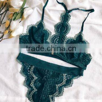 Runwaylover 5369 Hot Sale Ladie Sexy Ladies Bra and Thongs Set photo-2