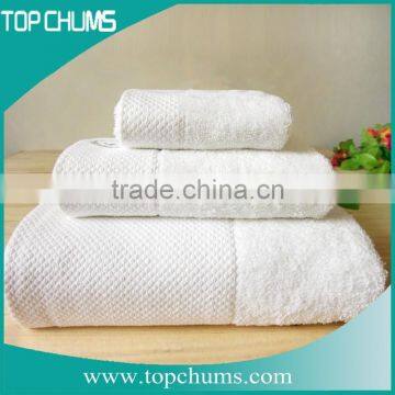 100% CHINNILE FANCY HOTEL TOWEL