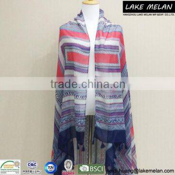 100% Polyester Geometry Printed Woven Scarf With Tassels For SS 16 photo-3