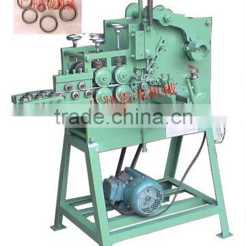 Automatic wire keyring making machine