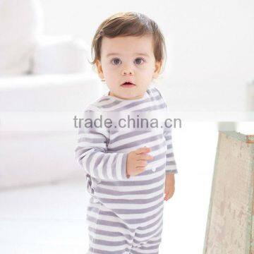 davebella 2013 autumn new arrival striped baby romper knitted babi clothes DB112                        
                                                Quality Choice