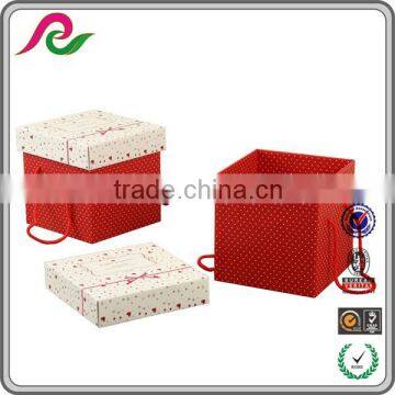 Stronger folding corrugated paper box with red handle for gift packaging