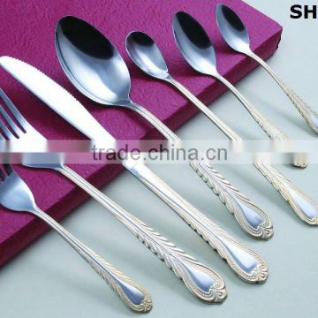 Stainless steel gold plated flatware set