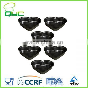 Non-Stick Carbon Steel 6pcs Heart form Muffin Pan