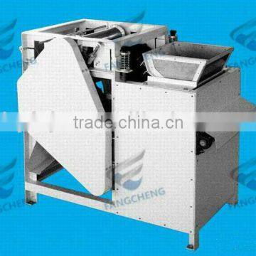 New Arrival Big Output 500kg/h High Peeling Rate Wet Way Groundnut Red Skin Removing Machine
