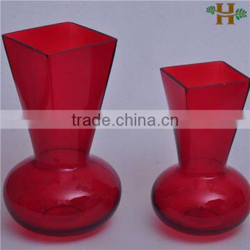Red Square Opening Bowl Shaped Glass Vase
