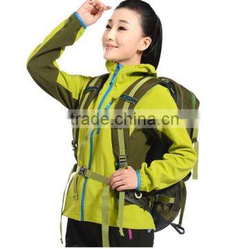 High Quality Womens Waterproof Zipper Softshell Jacket for Outdoor photo-6