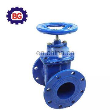 Flanged gate valve with wheel