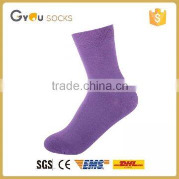 Comfortable and breathable solid color women socks