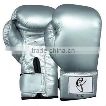 Top quality real leather boxing and training gloves with hand mold