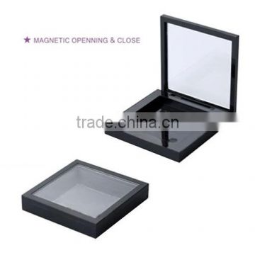 Square magnetic closure compact with window (439PE-ES1136AF-1F)