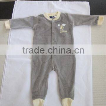 2014Wholesale children clothing manufacturers knitted wool sweaters of baby