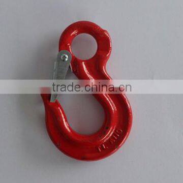 eye hook with latches