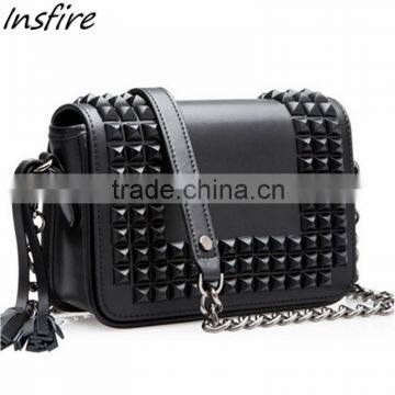 metal rivet PU leather wholesale clutch cool chain shoulder bag wholesale