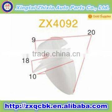 zx Auto Spare Parts Car Clips/Auto Plastic Tree Clips Fasteners photo-2
