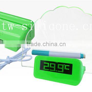 Shell Plastic LED Alarm Clock with USB