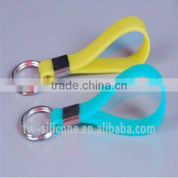 custom logo wristband keyring silicone keyring keychain