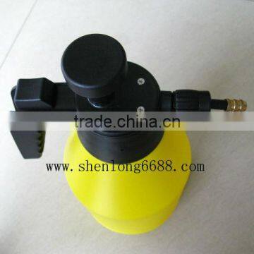 2L Plastic Pressure Water Sprayer Designed for Cleaning photo-3