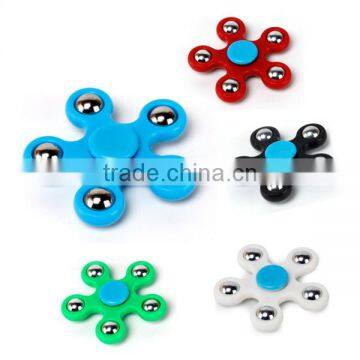 Factory Direct Sales Anti Stress 5 Wings Flower Shape Plastic Fidget Spinner With Retail Pakage photo-2