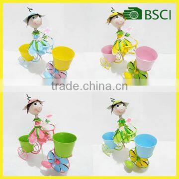 YS15504RV metal doll flower pot holder with wheels for garden decoration