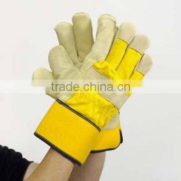 Traffic glove