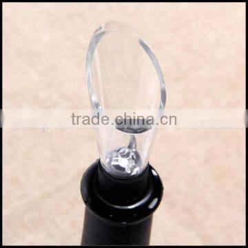 High Quality Plastic Wine Pourer/wine Stopper/wine Guider Manufacturer