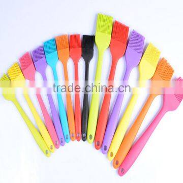 Silicone BBQ Food Brush Pastry Oil Brush/Good for Grilling Marinating Turkey Baster and Barbecue Utensil - Desserts Baking