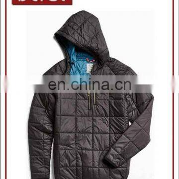 Mens Outdoor Waterproof Ultralight Down Jacket for the Winter