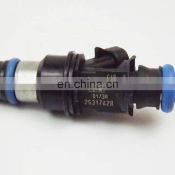 4 HOLE Fuel Injectors For 1999-07 Chevy GMC Hummer 4.8 5.3 6.0 25317628*8