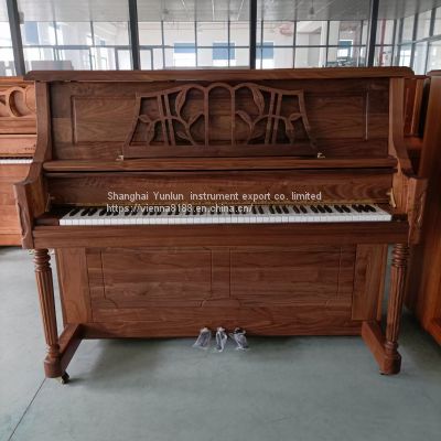 Domestic china piano factory The piano is known as the 