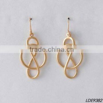 Gold interlaced Fashion Earring