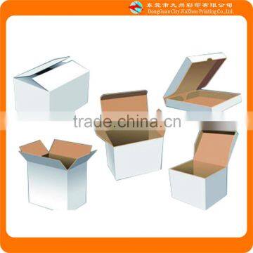 Different kinds of white corrugated paper packaging box