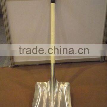 snow shovel with handle