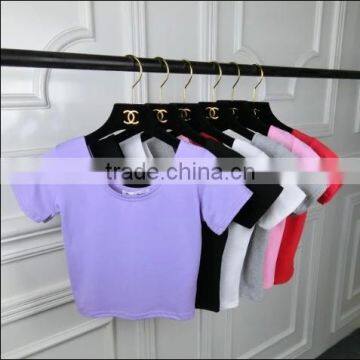 Sports Woman Plain Black Crop Top photo-5