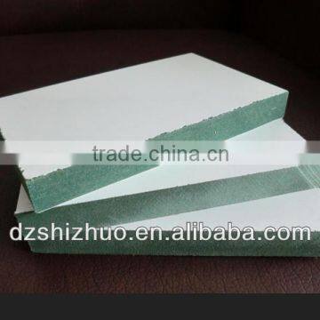 White melamine Water against MDF/green MDF